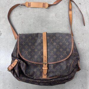 Vintage Louis Vuitton Crossbody Leather Messenger Bag